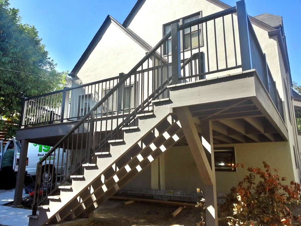 Picket-Aluminum-Railings-Balcony-Stairs2 picket aluminum railings balcony stairs2